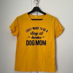 Dog mom tee